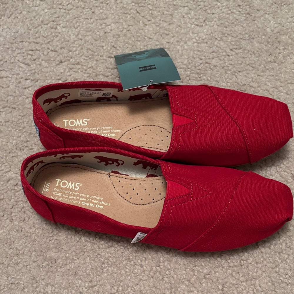 Toms Red Canvas Slip-On Flats - Picture 3 of 4